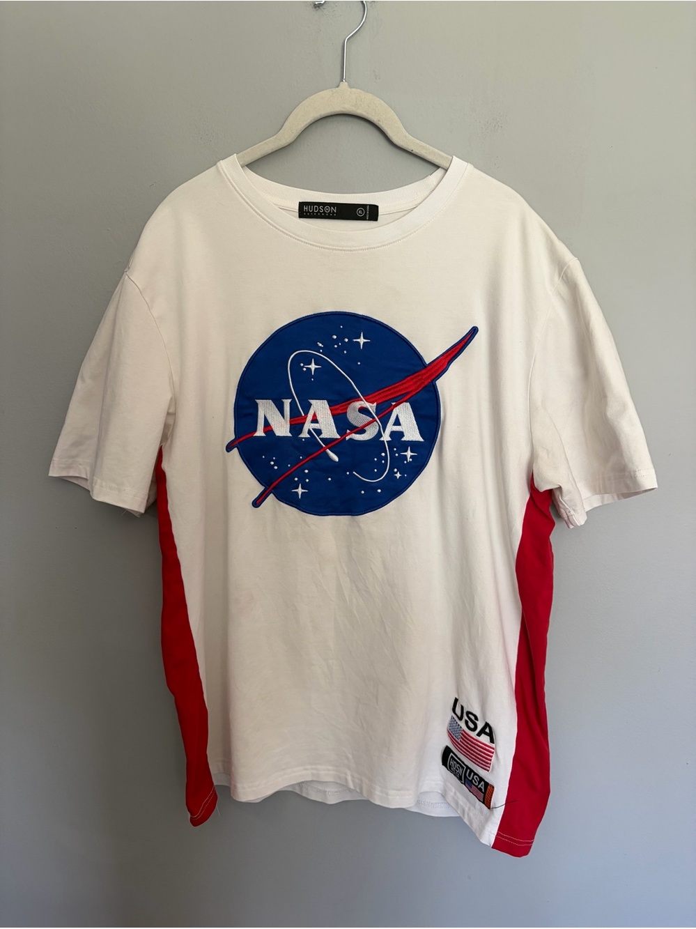 NASA T-Shirt Hudson Outerwear Men’s Size XL Cotton Red White Blue Flag Patch USA